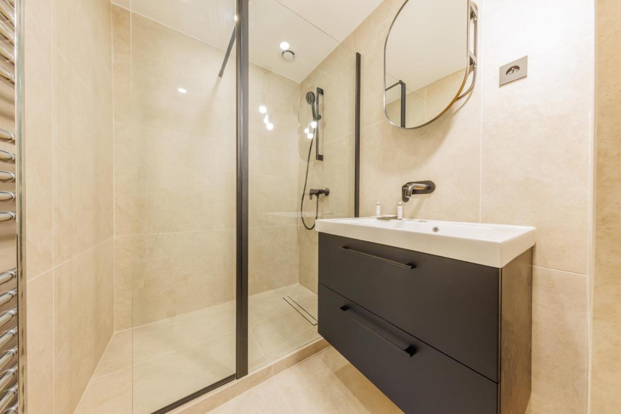 Elegant Apartment - 2Br - 6P - Sentier Párizs Kültér fotó